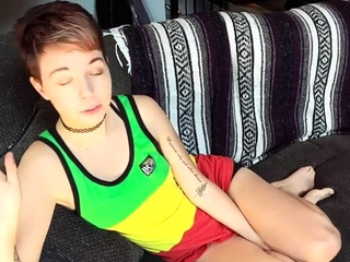 Teen makes naughty video for long distance boyfriend